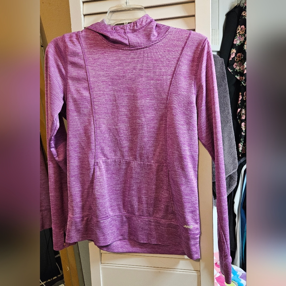 Small Running/Workout Pullovers - Picture 3 of 8